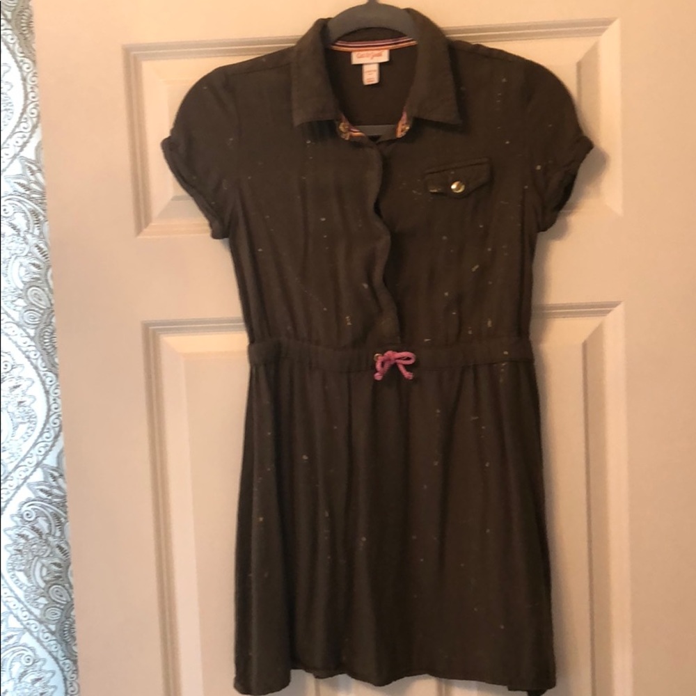 Girls dress
